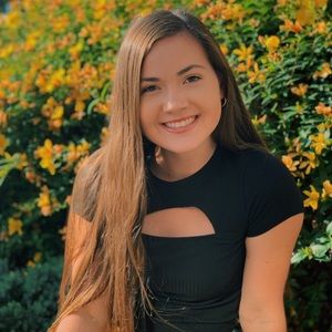 Meet your Posher, Abby